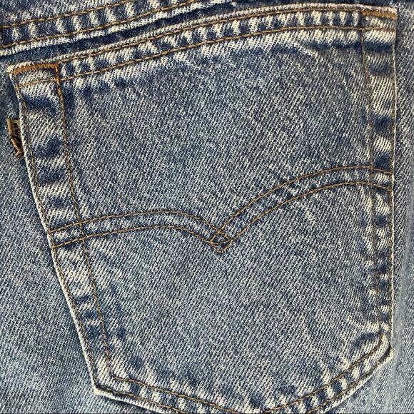 Vintage Levi’s 900 series brown tab relaxed fit high rise tapered leg jeans - Picture 6 of 8